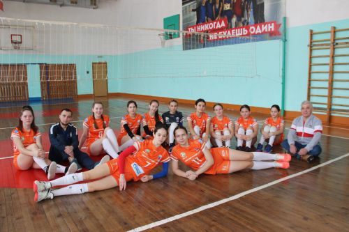 Норлат мәктәбенең «Нур» кызлар волейбол командасы