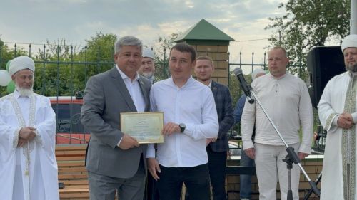 Яшел Үзәннең "Тынычлык" мәчете территориясендә чишмә ачылышы