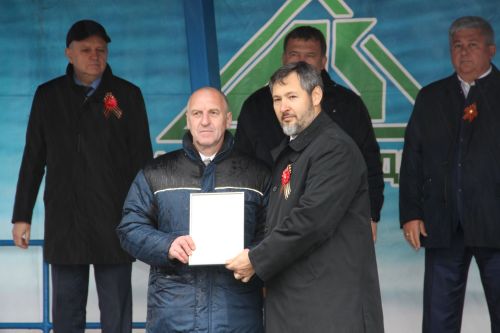 A.М Горький исемендәге Яшел Үзән заводында тантаналы рәвештә «ВИКТОР ВЕЛИКИЙ»  Патруль кораблен һәм «ТАЙФУН» кече ракета корабын суга төшерделәр