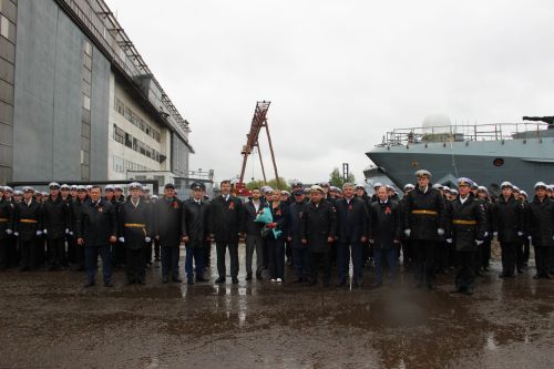 A.М Горький исемендәге Яшел Үзән заводында тантаналы рәвештә «ВИКТОР ВЕЛИКИЙ»  Патруль кораблен һәм «ТАЙФУН» кече ракета корабын суга төшерделәр