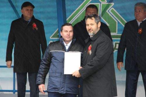 A.М Горький исемендәге Яшел Үзән заводында тантаналы рәвештә «ВИКТОР ВЕЛИКИЙ»  Патруль кораблен һәм «ТАЙФУН» кече ракета корабын суга төшерделәр