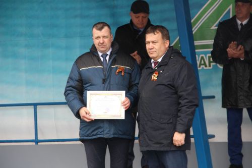 A.М Горький исемендәге Яшел Үзән заводында тантаналы рәвештә «ВИКТОР ВЕЛИКИЙ»  Патруль кораблен һәм «ТАЙФУН» кече ракета корабын суга төшерделәр