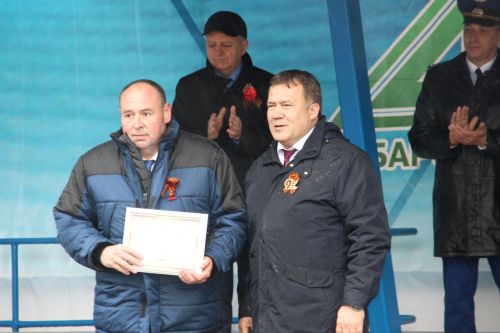 A.М Горький исемендәге Яшел Үзән заводында тантаналы рәвештә «ВИКТОР ВЕЛИКИЙ»  Патруль кораблен һәм «ТАЙФУН» кече ракета корабын суга төшерделәр