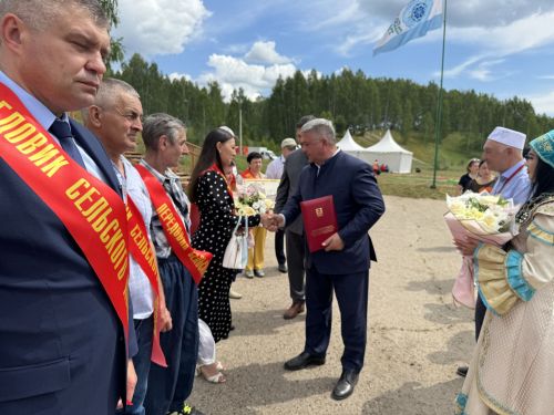 Яшел Үзәндә Сабан туен бәйрәм иттеләр