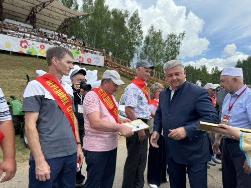 Яшел Үзәндә Сабан туен бәйрәм иттеләр