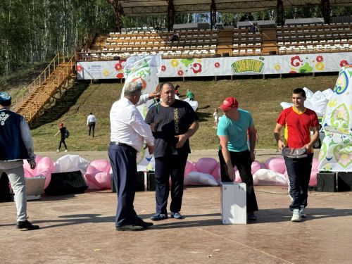 Яшел Үзәндә Сабан туен бәйрәм иттеләр
