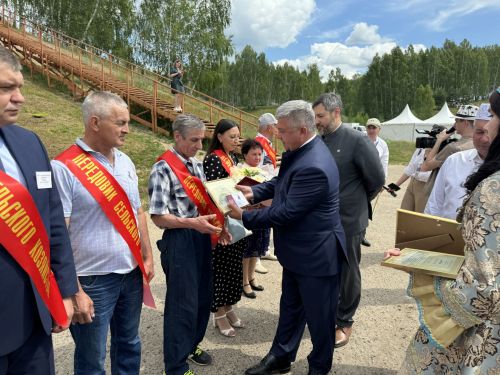 Яшел Үзәндә Сабан туен бәйрәм иттеләр
