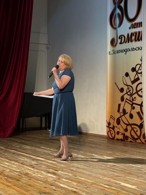 Медицина хезмәткәрләрен котладылар