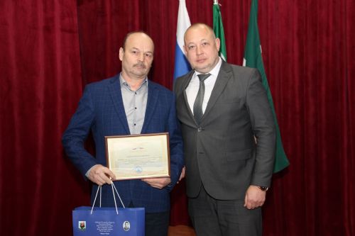 Урысбагада хисап сессиясе узды
