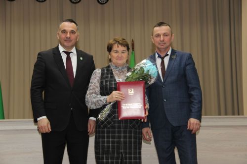 Мамадыш-Әкил авыл җирлегендә хисап сессия узды 2025