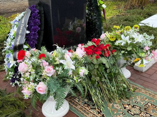 Яшел Үзән районы «Ленин» исемендәге колхозны җитәкләгән Тәлгать Әшрафҗан улы Гыйниятуллинга бюст ачу тантанасы