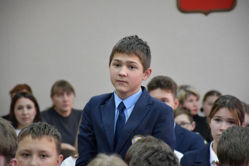 Әйшә гимназиясендә МХО катнашучылары белән «Батырлык дәресе»