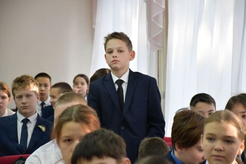 Әйшә гимназиясендә МХО катнашучылары белән «Батырлык дәресе»