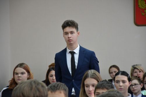 Әйшә гимназиясендә МХО катнашучылары белән «Батырлык дәресе»