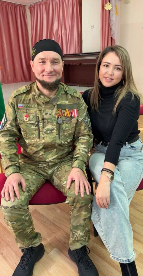 Әйшә гимназиясендә МХО катнашучылары белән «Батырлык дәресе»