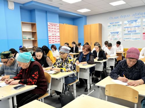 5нче гимназиядә "Татарча диктан" акциясе узды