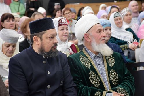 Яшел Үзәндә Татарстан халыклары фестивале
