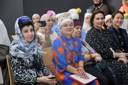 Яшел Үзәндә Татарстан халыклары фестивале