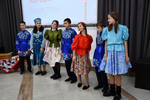 Яшел Үзәндә Татарстан халыклары фестивале