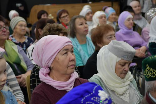 Яшел Үзәндә Татарстан халыклары фестивале