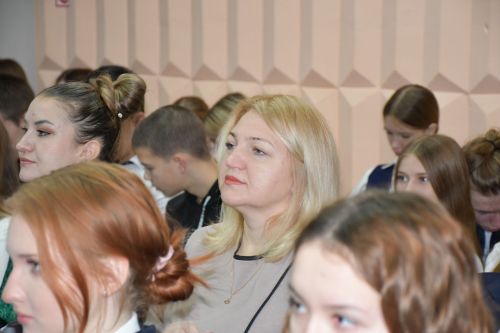 Медицина көллиятендә ачык ишекләр чарасы узды