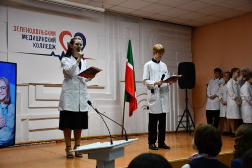 Медицина көллиятендә ачык ишекләр чарасы узды