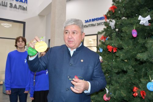 Теләкләр чынга ашкан мизгел