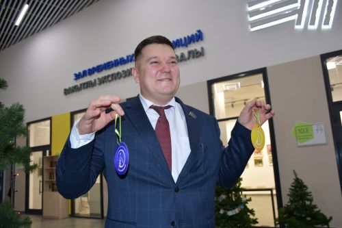 Теләкләр чынга ашкан мизгел