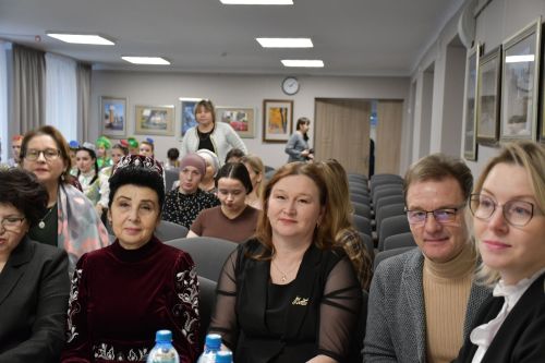 5нче гимназиядә «Татар кызы - 2025» бәйгесе