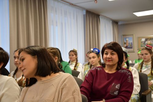 5нче гимназиядә «Татар кызы - 2025» бәйгесе