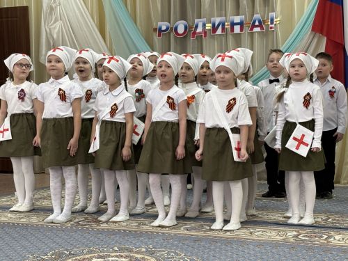 Яшел Үзәннең "Созвездие" 10нчы балалар бакчасында Бөек Җиңүнең 80 еллык юбилеена һәм "Ватанны саклаучылар" елының рәсми ачылышына багышланган чара
