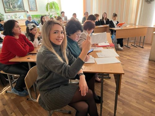 Яшел Үзәннең 3нче гимназиясендә «Үз халкын данлаган татарлар» Бөтенроссия фәнни-гамәли конференциясе