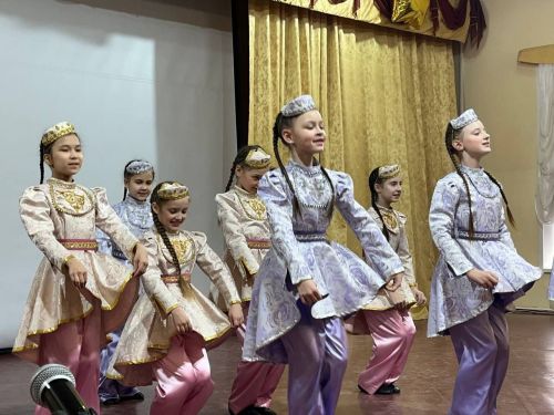 Яшел Үзәннең 3нче гимназиясендә «Үз халкын данлаган татарлар» Бөтенроссия фәнни-гамәли конференциясе