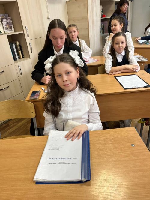 Яшел Үзәннең 3нче гимназиясендә «Үз халкын данлаган татарлар» Бөтенроссия фәнни-гамәли конференциясе