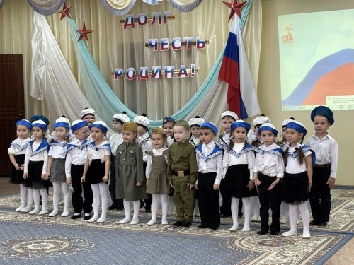 Яшел Үзәннең "Созвездие" 10нчы балалар бакчасында Бөек Җиңүнең 80 еллык юбилеена һәм "Ватанны саклаучылар" елының рәсми ачылышына багышланган чара
