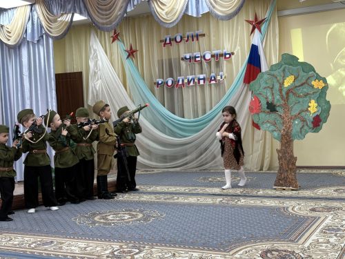 Яшел Үзәннең "Созвездие" 10нчы балалар бакчасында Бөек Җиңүнең 80 еллык юбилеена һәм "Ватанны саклаучылар" елының рәсми ачылышына багышланган чара