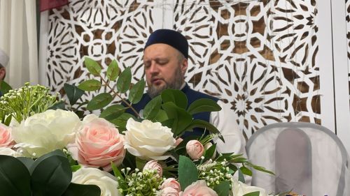 Якыннары МХО булган, гомерләре яу кырында өзелгән гаиләләр «Тынычлык» мәчетендә кунакта