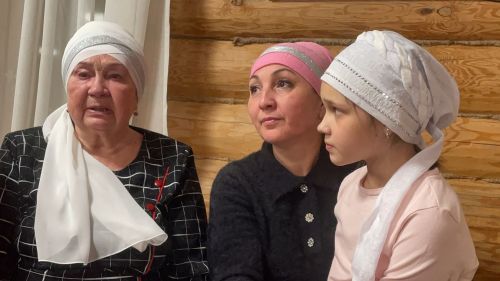 Якыннары МХО булган, гомерләре яу кырында өзелгән гаиләләр «Тынычлык» мәчетендә кунакта