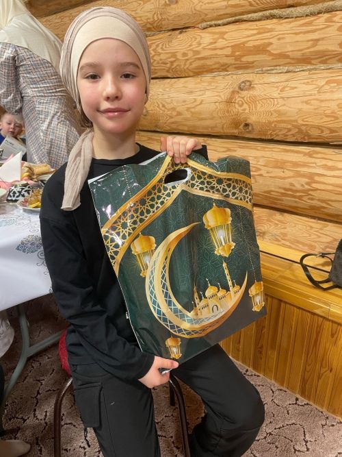 Якыннары МХО булган, гомерләре яу кырында өзелгән гаиләләр «Тынычлык» мәчетендә кунакта