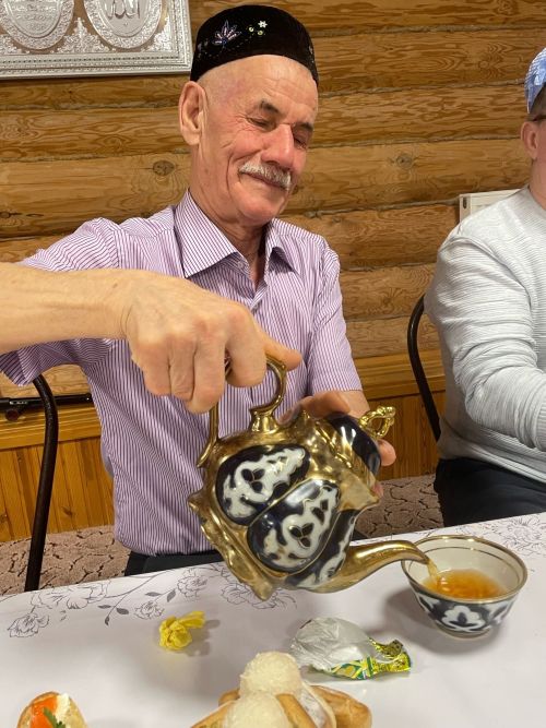 Якыннары МХО булган, гомерләре яу кырында өзелгән гаиләләр «Тынычлык» мәчетендә кунакта