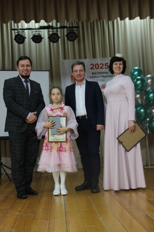 "Татар сүзе - 2025". Мулла Иле.