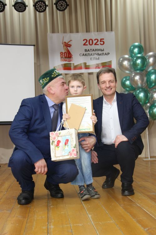 "Татар сүзе - 2025". Мулла Иле.