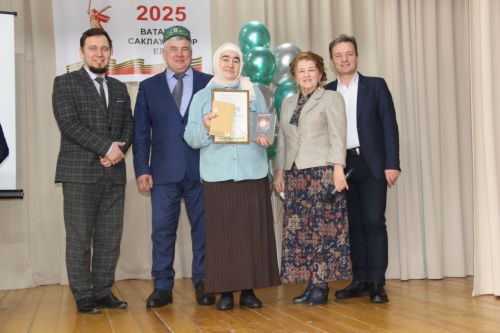 "Татар сүзе - 2025". Мулла Иле.
