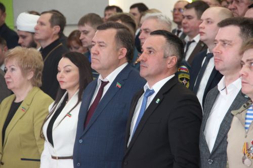 Яшел Үзәндә ТР Премьер-министры Алексей Песошин катнашында шәһәр һәм район сессиясе узды