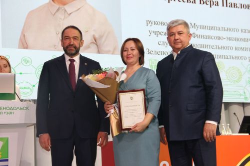 Яшел Үзәндә ТР Премьер-министры Алексей Песошин катнашында шәһәр һәм район сессиясе узды