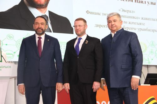 Яшел Үзәндә ТР Премьер-министры Алексей Песошин катнашында шәһәр һәм район сессиясе узды