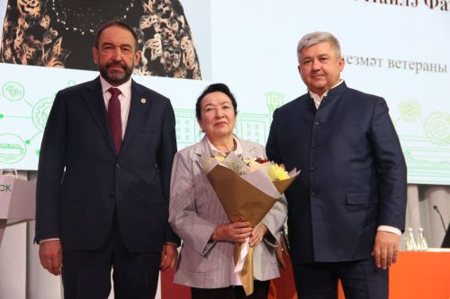 Яшел Үзәндә ТР Премьер-министры Алексей Песошин катнашында шәһәр һәм район сессиясе узды