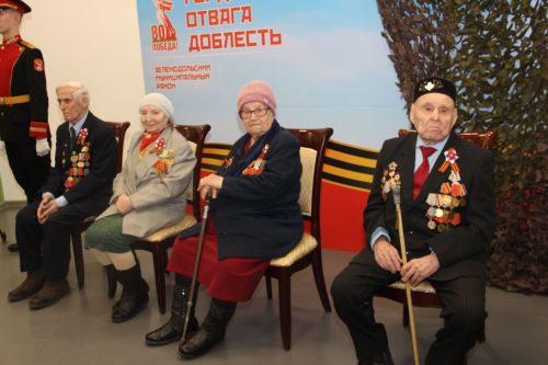 Яшел Үзәндә ТР Премьер-министры Алексей Песошин катнашында шәһәр һәм район сессиясе узды