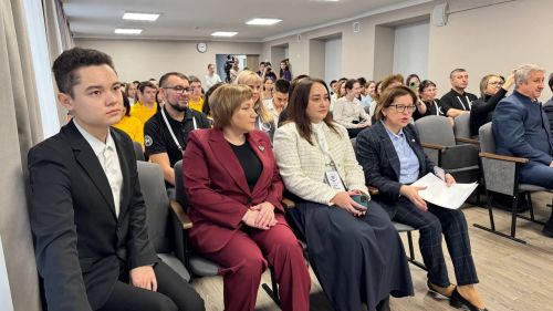 Шәһәребезнең 5нче гимназиясендә 2025 елда Татарстан Республикасында үткәрелүче «Профессионаллар» дип аталган һөнәри осталык чемпионатының төбәк этабын ачу тантанасы узды