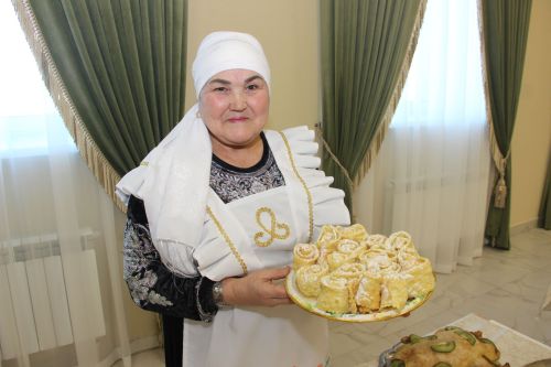 Олы Ачасыр хисап сессиясе бик җылы, оешкан төстә узды.